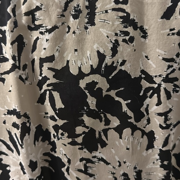 H&M Flower Print Button Down Shirt - Picture 4 of 6